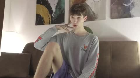 Snapshot of keithcozart1337 chatting on October 31, 2025, 4:52 pm Mark online show from October 31, 2025, 4:52 pm