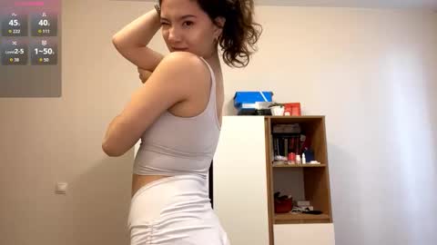 Kely online show from October 3, 2025, 9:17 am