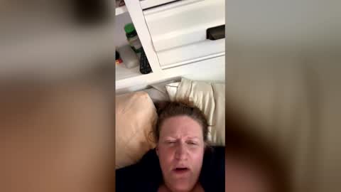 kellilyn1081187 online show from March 21, 2026, 10:57 pm