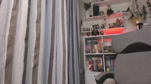 Leia online show from November 8, 2025, 6:46 am