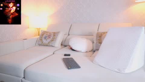 vanessa online show from March 4, 2026, 6:03 pm