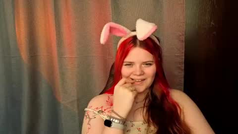 Kellyfiery online show from June 17, 2026, 8:28 am