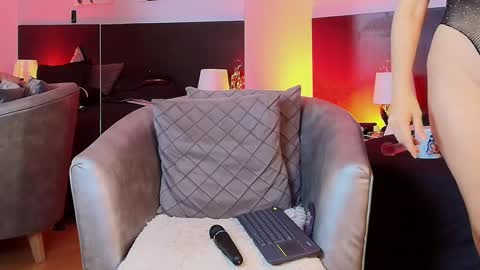 Kelly  online show from March 8, 2025, 2:55 am