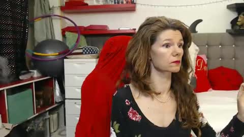 kelly online show from February 15, 2025, 1:21 am