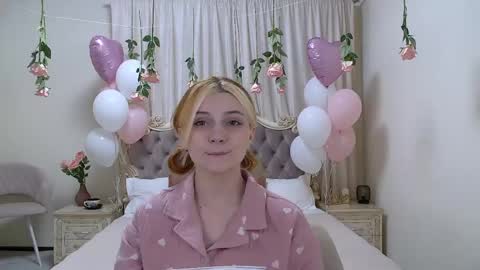 Kelly Stoneys online show from February 19, 2025, 12:46 am