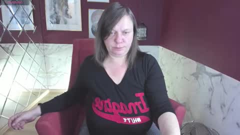 Kelly online show from October 19, 2025, 5:30 am