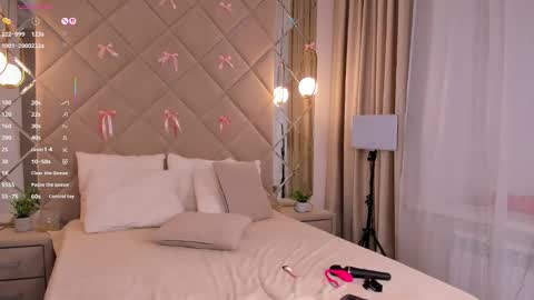 kellyy_bern online show from March 30, 2026, 1:06 am