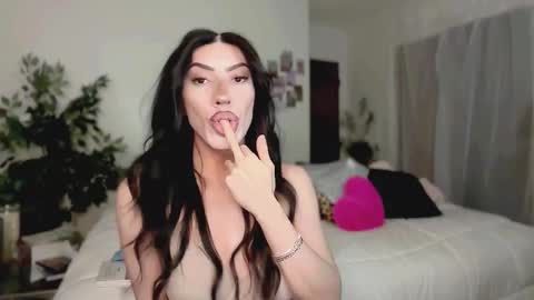 Snapshot of kelsdontstop chatting on February 8, 2026, 10:07 am Kelsi online show from February 8, 2026, 10:07 am