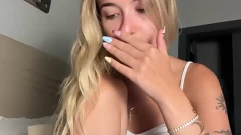 Snapshot of kelseyblu chatting on July 18, 2026, 2:49 am Kelsey Blu online show from July 18, 2026, 2:49 am