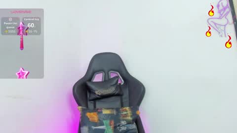 kelsi_steele online show from April 7, 2026, 10:42 pm