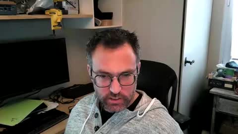 kelvin06133 online show from December 7, 2024, 1:40 pm