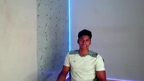 ken__owensx online show from September 24, 2025, 3:04 pm