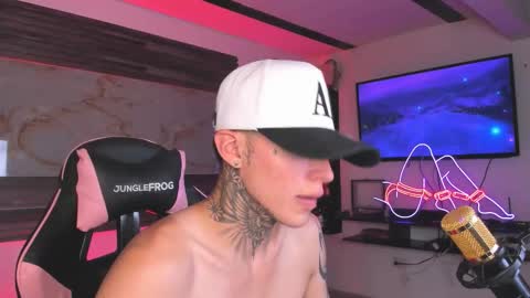 ken_and_bonnie online show from December 19, 2025, 4:41 am