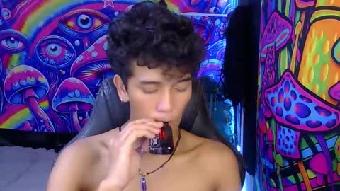Snapshot of ken_bigcockxx chatting on June 5, 2026, 2:51 am Ken online show from June 5, 2026, 2:51 am