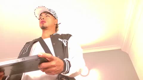   online show from March 23, 2026, 11:03 am