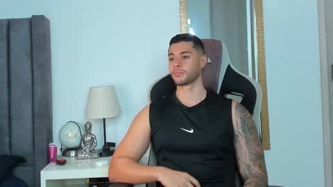 ken_mailik online show from December 13, 2025, 7:53 pm