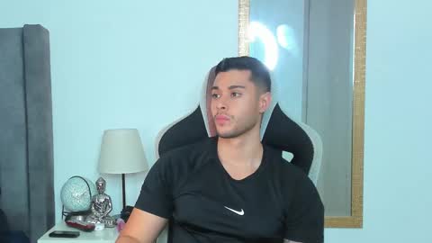 ken_mailik online show from December 18, 2025, 3:34 am