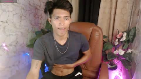 ken_minjun online show from June 9, 2026, 3:23 pm