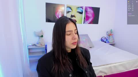 kendal_jhonsson online show from December 22, 2024, 12:05 pm