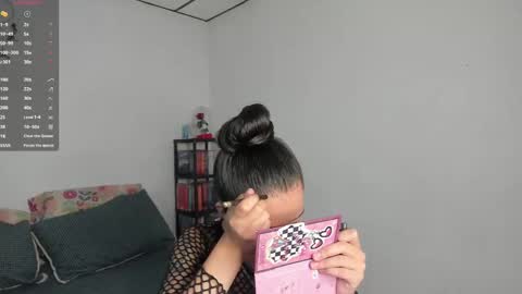 Kendal online show from January 4, 2025, 2:14 pm