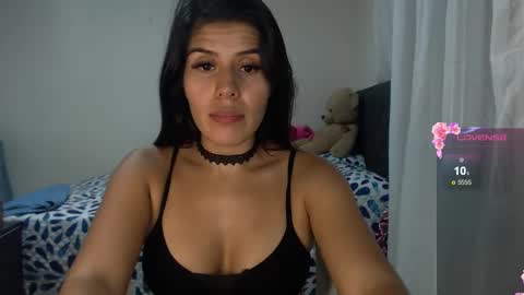 Snapshot of kendall_miller23 chatting on December 19, 2024, 10:53 pm kendal online show from December 19, 2024, 10:53 pm