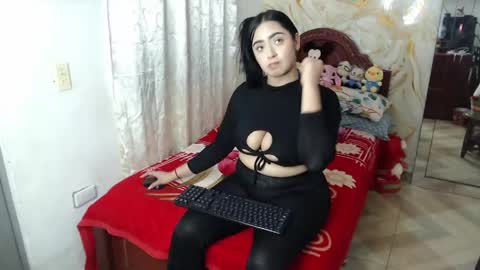 kendall  online show from April 6, 2026, 7:20 am