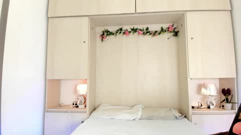 Kendal online show from March 13, 2026, 12:12 pm