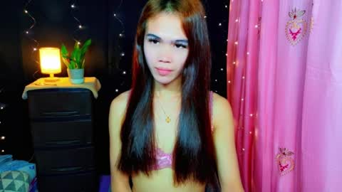 Kendall  online show from February 12, 2026, 6:47 pm