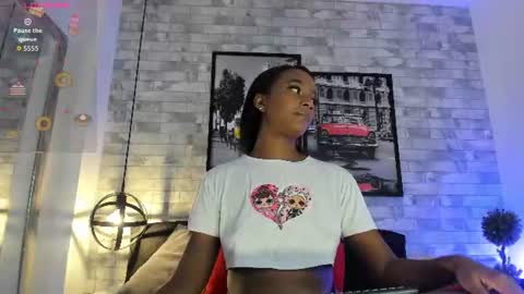 Snapshot of kendalross28 chatting on June 25, 2026, 2:44 am Kendall online show from June 25, 2026, 2:44 am