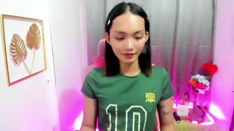 KENDAL online show from November 3, 2025, 6:20 pm