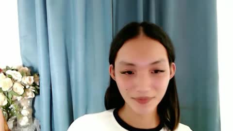 KENDAL online show from November 17, 2025, 6:35 pm