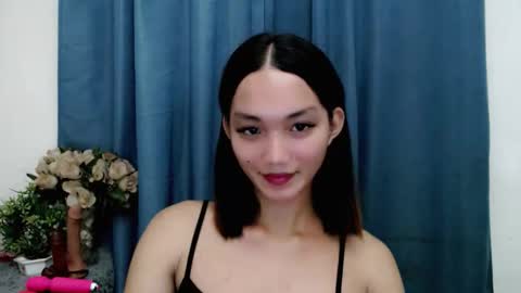 KENDAL online show from November 25, 2025, 6:30 pm