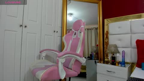 Snapshot of kendalstallyon chatting on January 19, 2025, 3:21 pm Kendal  online show from January 19, 2025, 3:21 pm