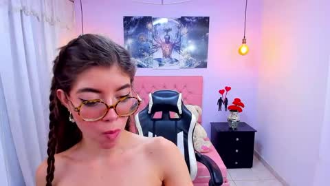 KENDALYENER online show from March 6, 2025, 9:42 pm