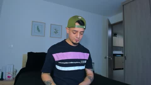 kendel_dimitri online show from December 21, 2025, 1:57 am