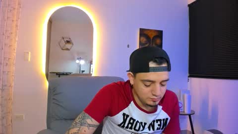 kendel_dimitri online show from February 28, 2026, 7:53 am