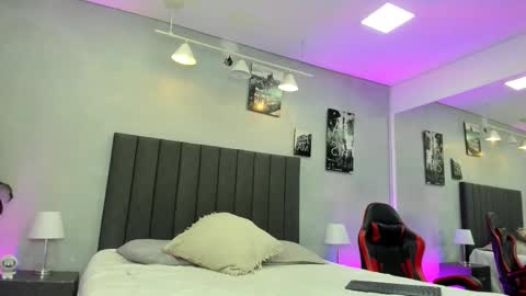 Kendra London online show from February 27, 2026, 11:21 am