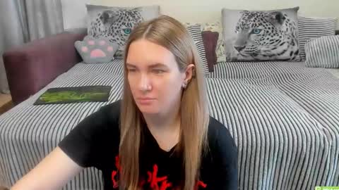 Snapshot of kendra_xx_ chatting on May 16, 2026, 12:29 am Kendra online show from May 16, 2026, 12:29 am