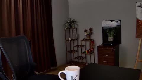 Kendra online show from February 2, 2026, 2:43 am