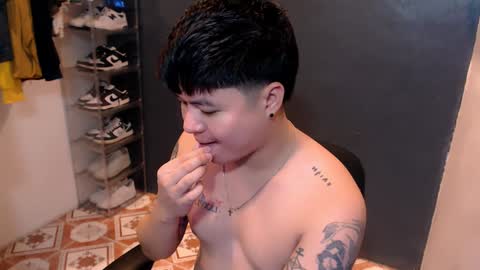 Snapshot of kenhotline911 chatting on January 3, 2025, 4:48 pm ken online show from January 3, 2025, 4:48 pm