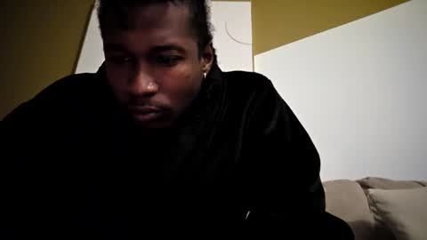 kenm1989 online show from November 14, 2025, 10:03 am