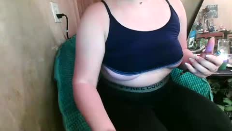 Kennedy Nova  online show from September 10, 2025, 7:25 pm