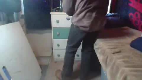 kenneth69h online show from October 21, 2025, 5:57 pm