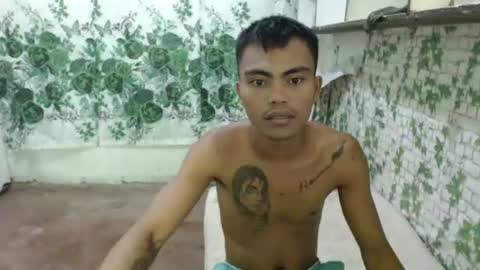 Snapshot of kenneth_jeey chatting on May 12, 2026, 8:00 am kenneth_jeey online show from May 12, 2026, 8:00 am