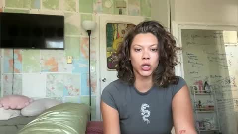 kennibby online show from May 27, 2026, 11:24 pm