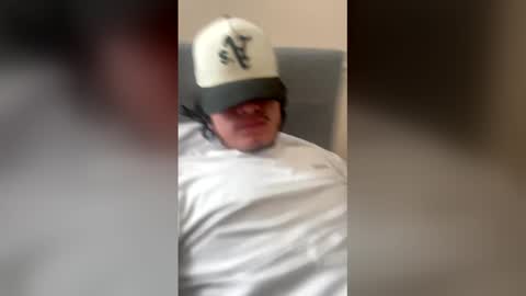 kenny0o0 online show from February 8, 2026, 8:12 pm