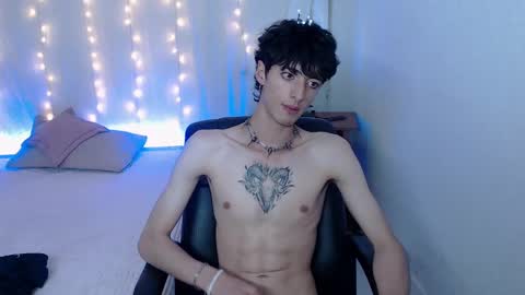 Snapshot of kenny__hot chatting on December 6, 2024, 6:39 pm kenny online show from December 6, 2024, 6:39 pm