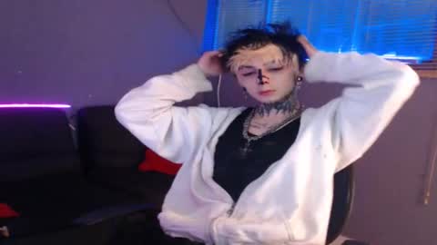 kenny online show from December 2, 2025, 3:07 pm