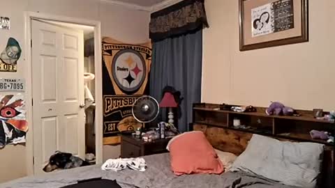 Snapshot of kennyxtralong chatting on August 4, 2026, 1:20 am kennyxtralong online show from August 4, 2026, 1:20 am