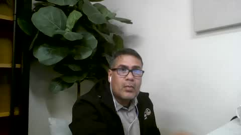 kenpashi1099 online show from August 5, 2026, 6:11 pm